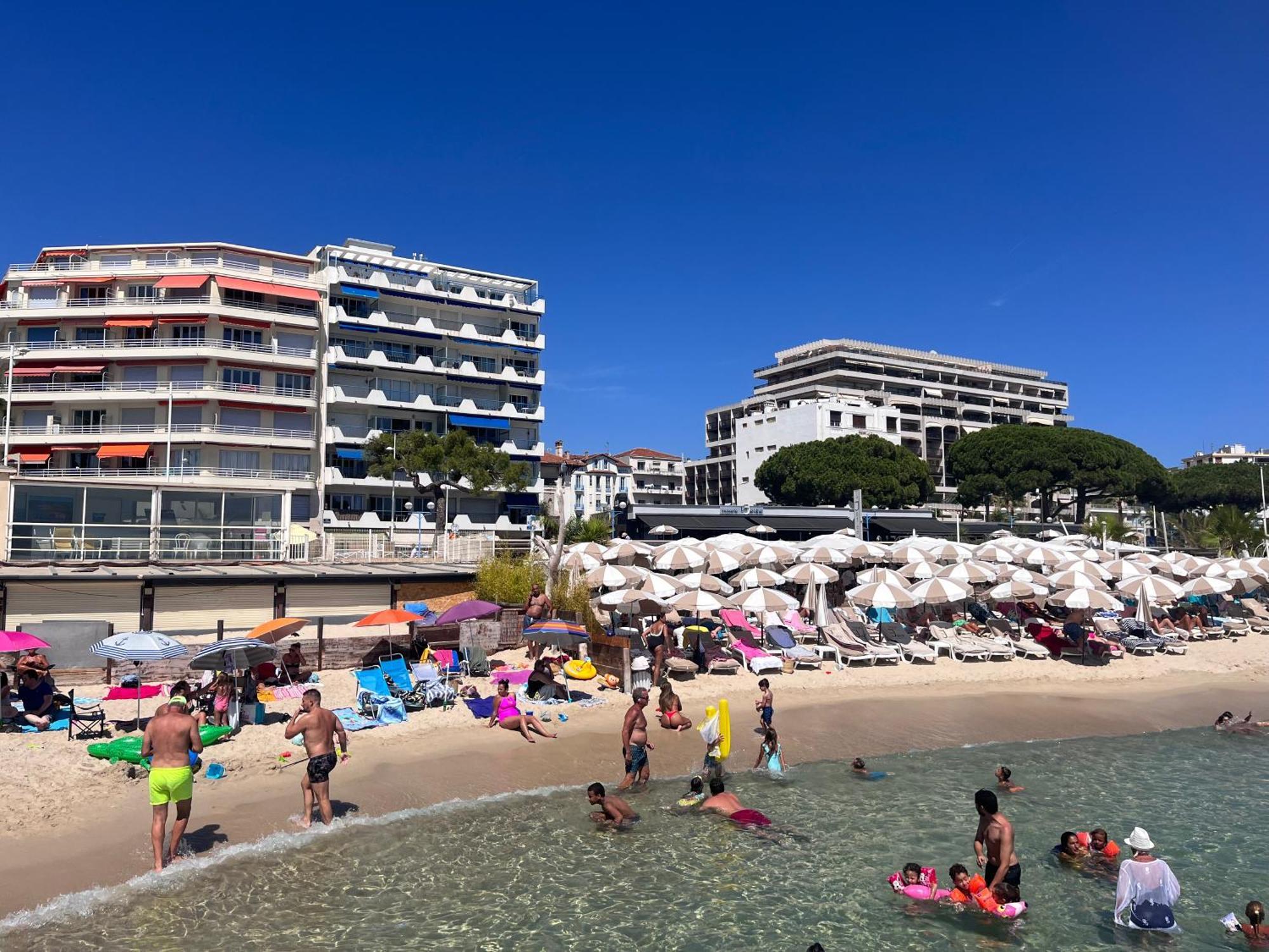Hotel Eden - La Baigneuse Juan-les-Pins Exterior foto